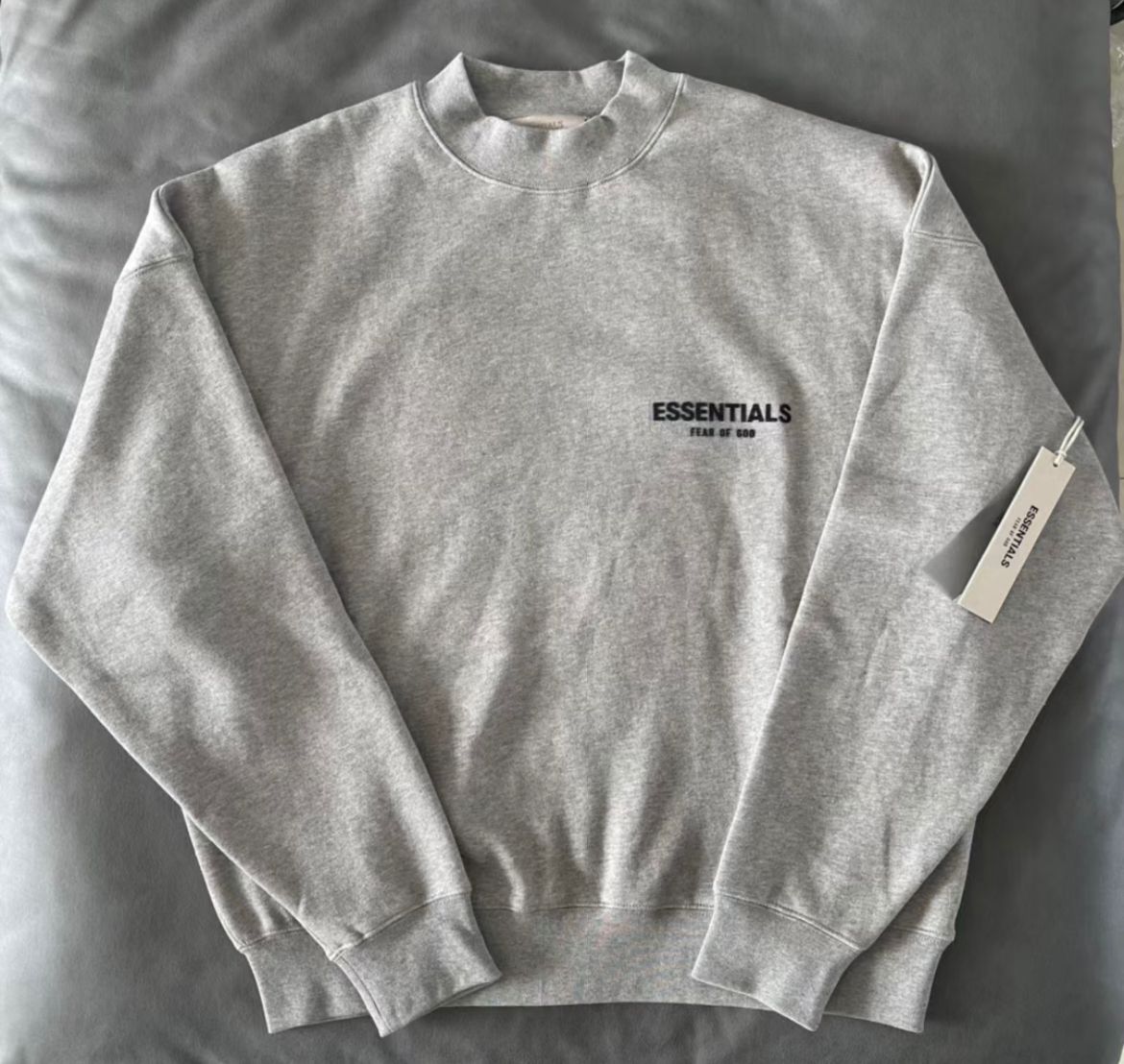 Essentials SS22 Pullover Crewneck Sweater