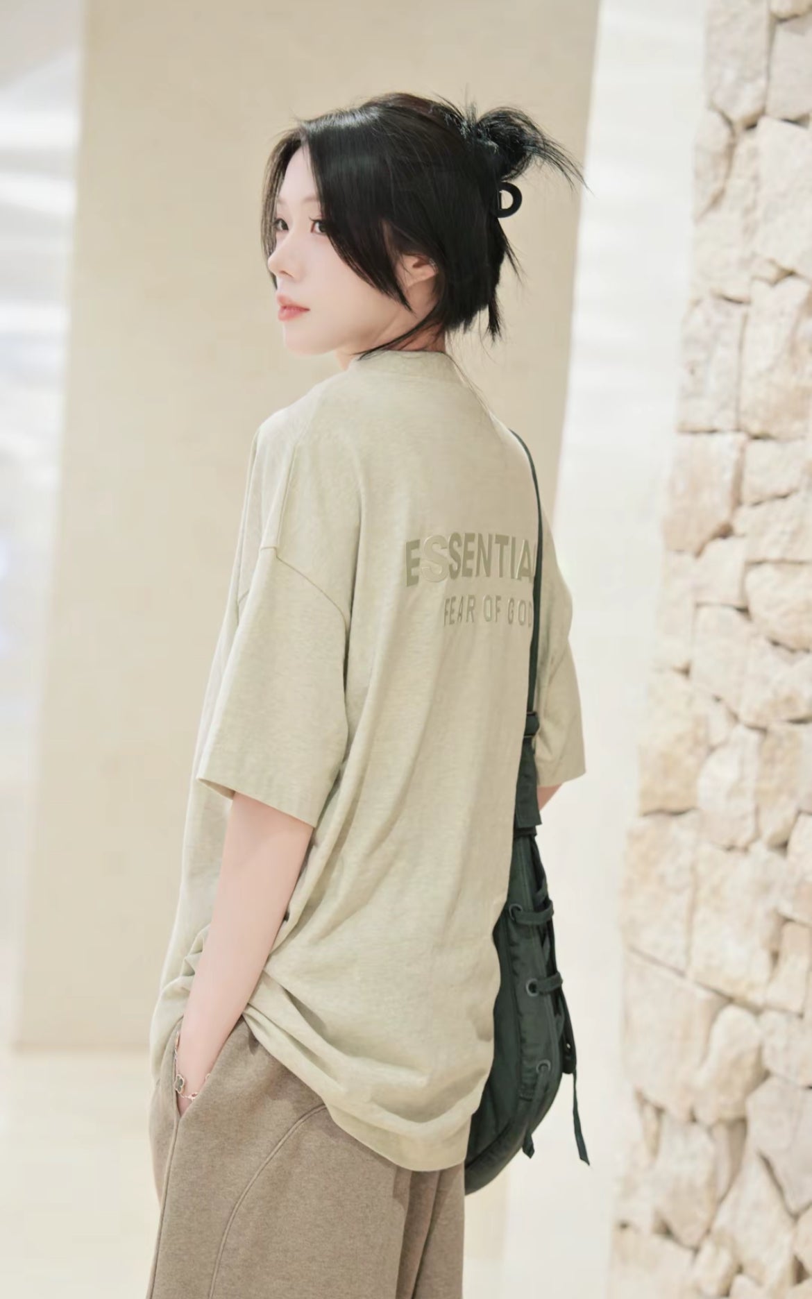 Essentials Fear of God SS25 Classic streetwear t-shirt ready stock Malaysia back view