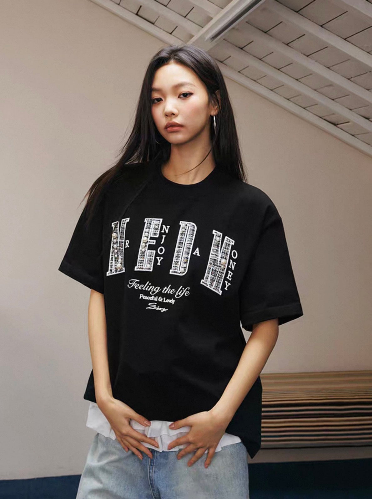 [READY STOCK] Medm SS25 Pearl Oversized Embroidery Logo T-Shirt | Medm Streetwear Tee | Unisex Couple Fashion Top  | 潮牌短袖 (Copy)