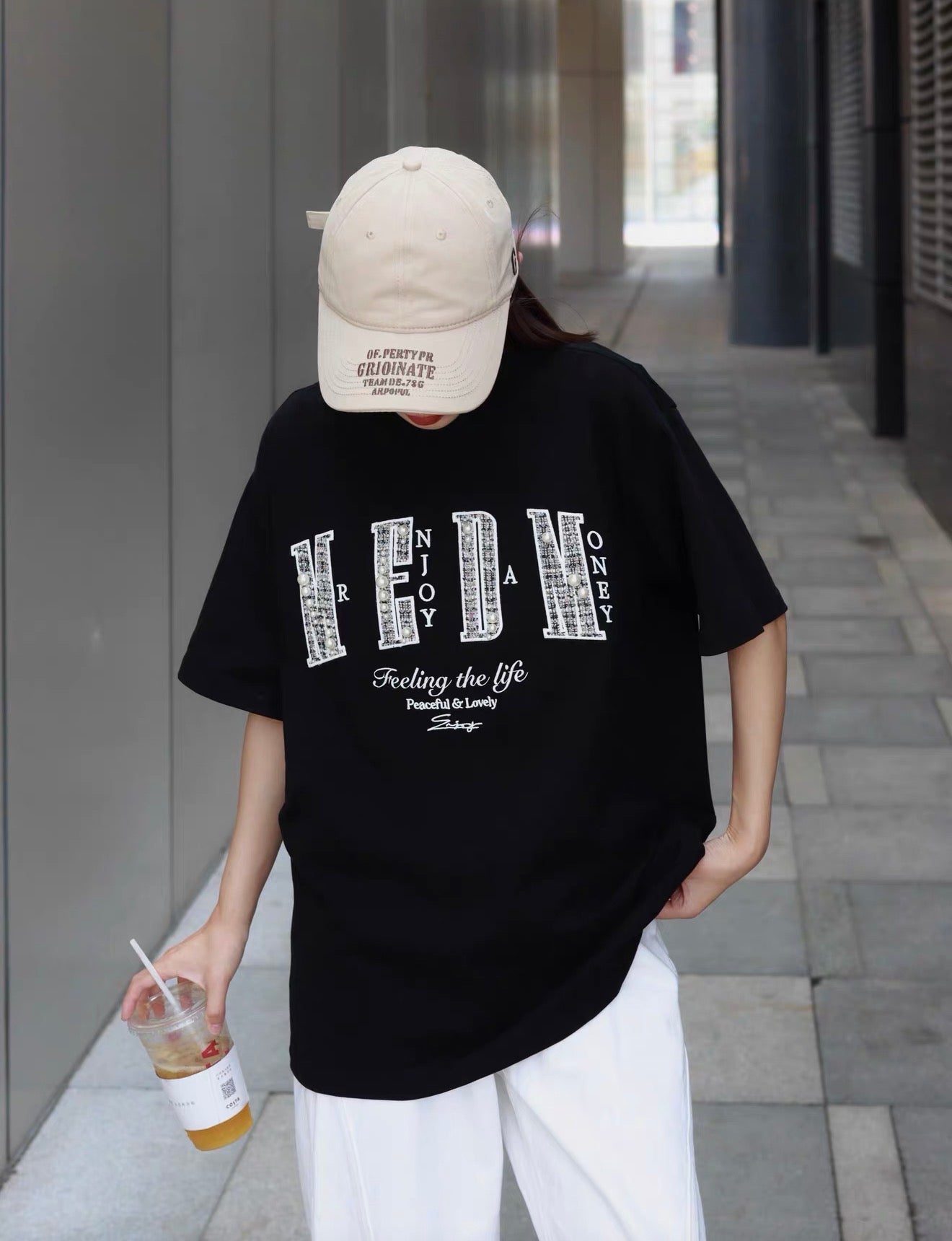[READY STOCK] Medm SS25 Pearl Oversized Embroidery Logo T-Shirt | Medm Streetwear Tee | Unisex Couple Fashion Top  | 潮牌短袖 (Copy)