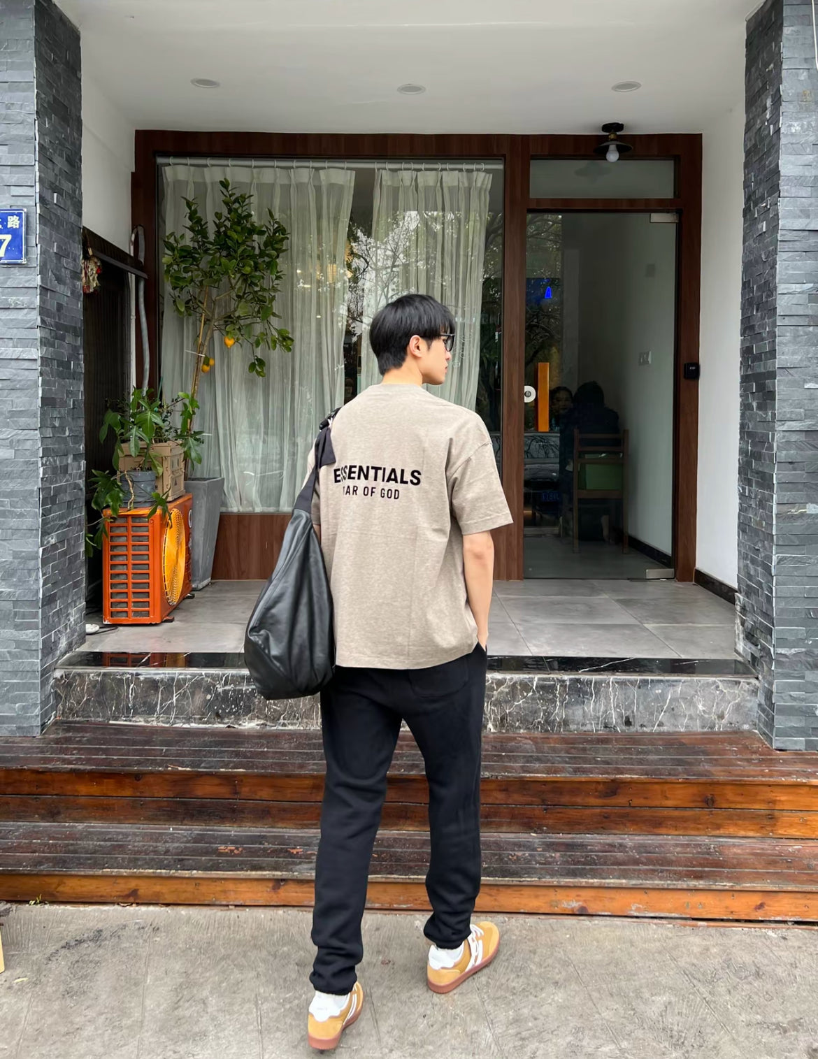 Essentials Fear of God Always On SS25 beige heather T-shirt streetwear outfit