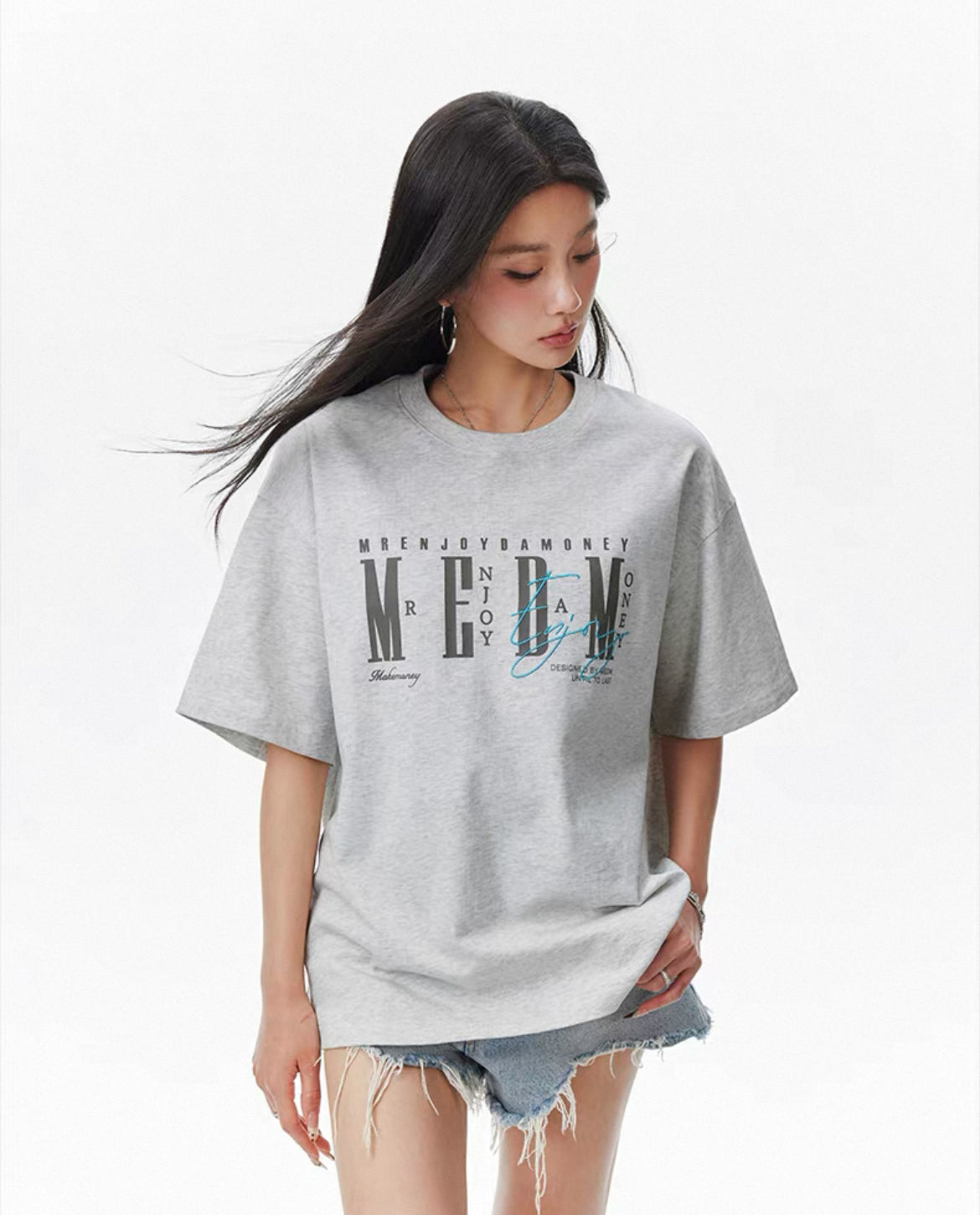 [READY STOCK] MEDM SS25 Oversized Embroidery Logo T-Shirt | Medm Streetwear Tee | Unisex Couple Fashion Top  | 潮牌短袖