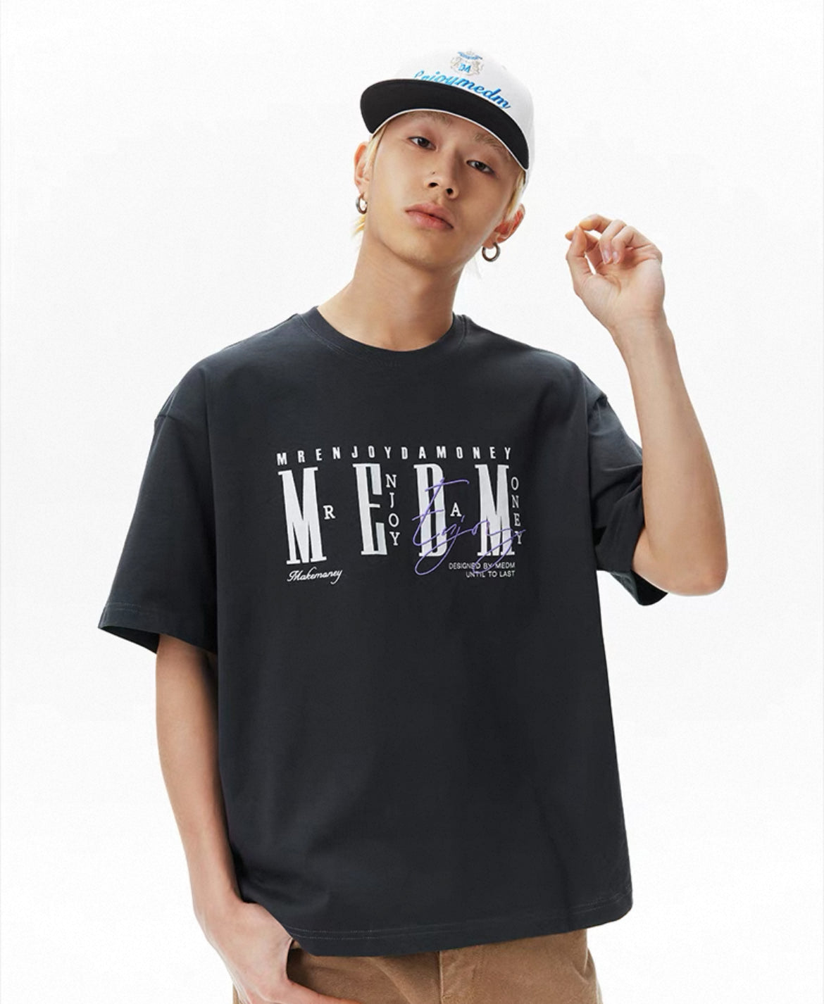 [READY STOCK] MEDM SS25 Oversized Embroidery Logo T-Shirt | Medm Streetwear Tee | Unisex Couple Fashion Top  | 潮牌短袖