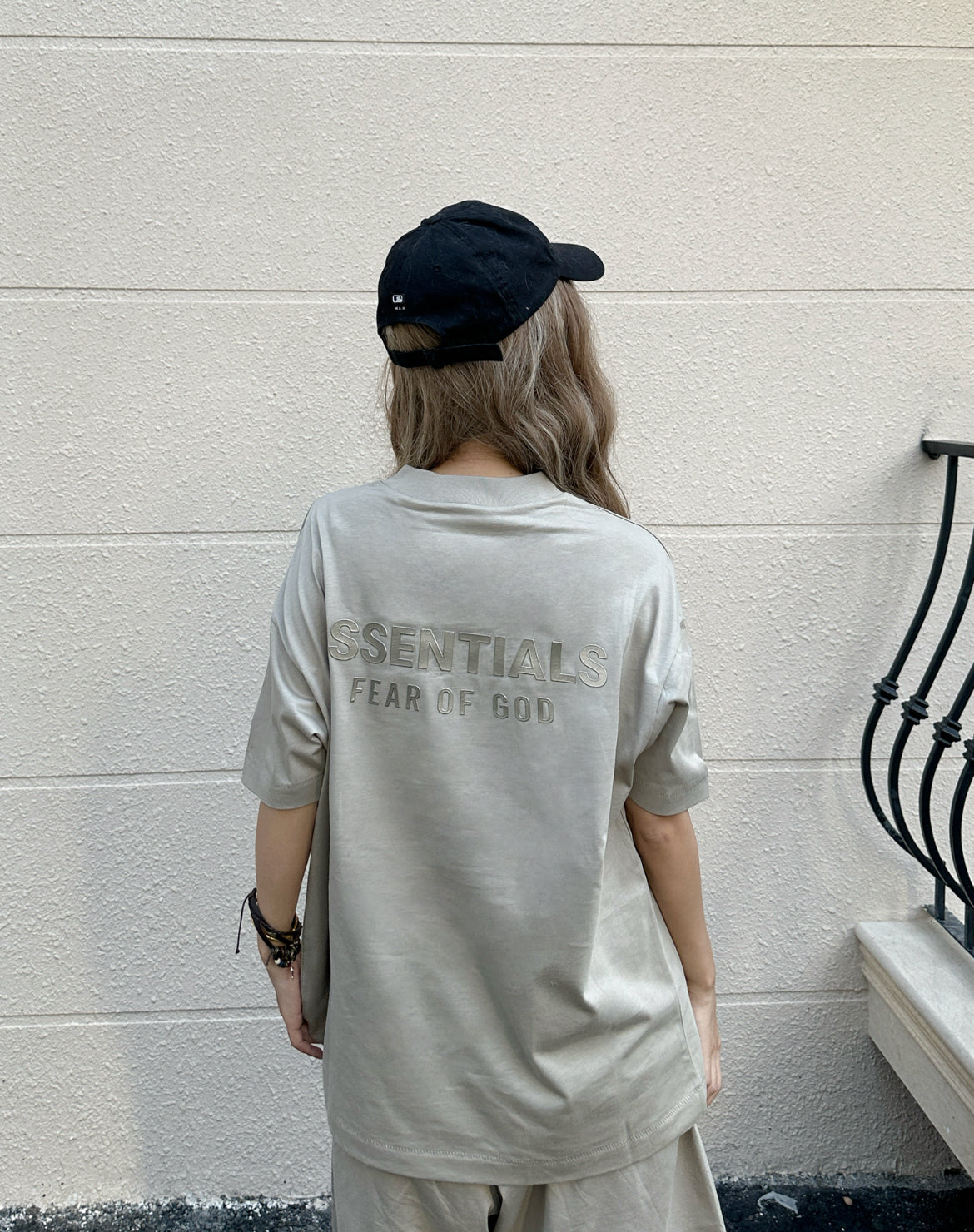 Back view of Essentials Fear of God SS25 Classic oversized tee with heather